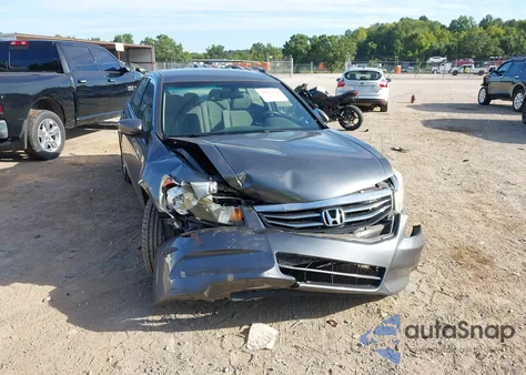 2011 Honda Accord 2.4 Lx-P z USA, uszkodzony, nr VIN 1HGCP2F40BA150705